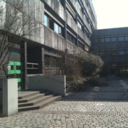 Schulhaus B6