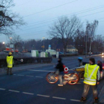 Schülerlotsen an einer Ampel