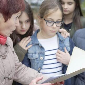 ( Bild: M. Gropper / M. Gropper ) 2017 - Baumpflanzung