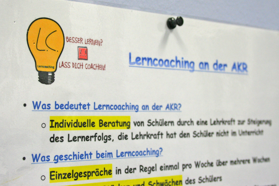 Lerncoaching: Zu sehen ist ein Plakat, welches die Schüler über das Lerncoaching informiert.