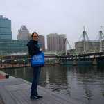 Auslands-Christind Teresa Treuheit in Baltimore am Inner Harbour