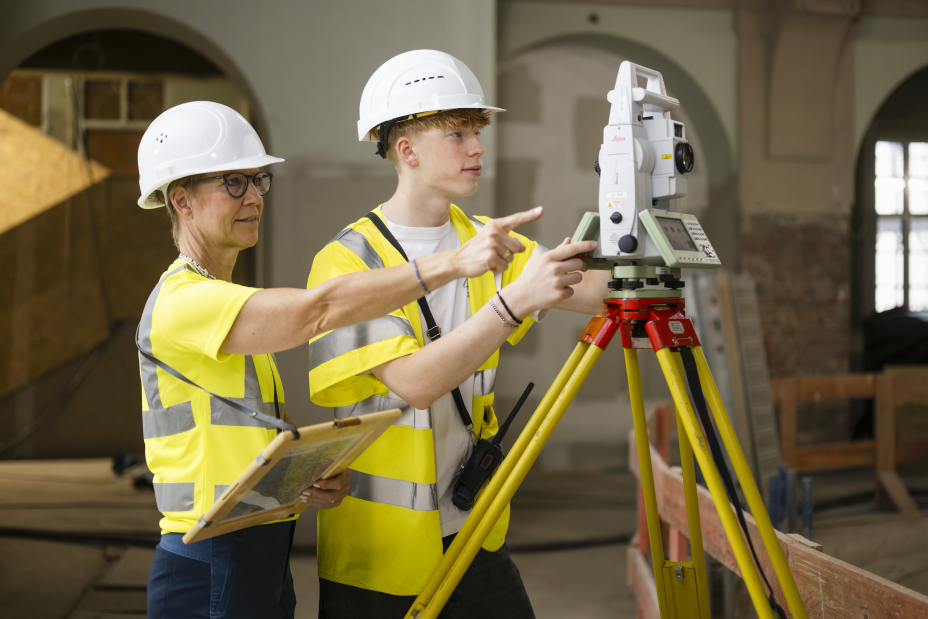 Die Ausbildung als Vermessungstechnikerin bzw. Vermessungstechniker ist vielfältig.
