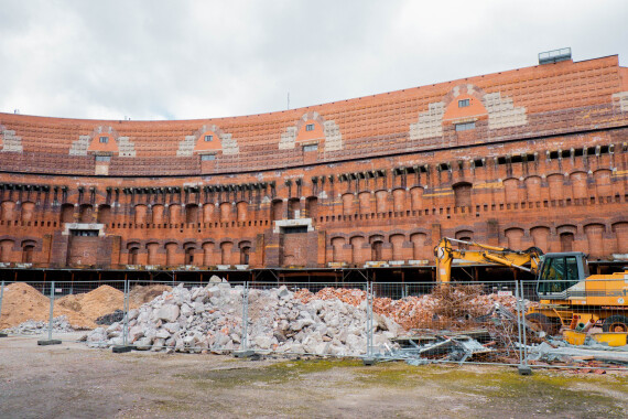 Baustelle im Innenhof der Kongresshalle
