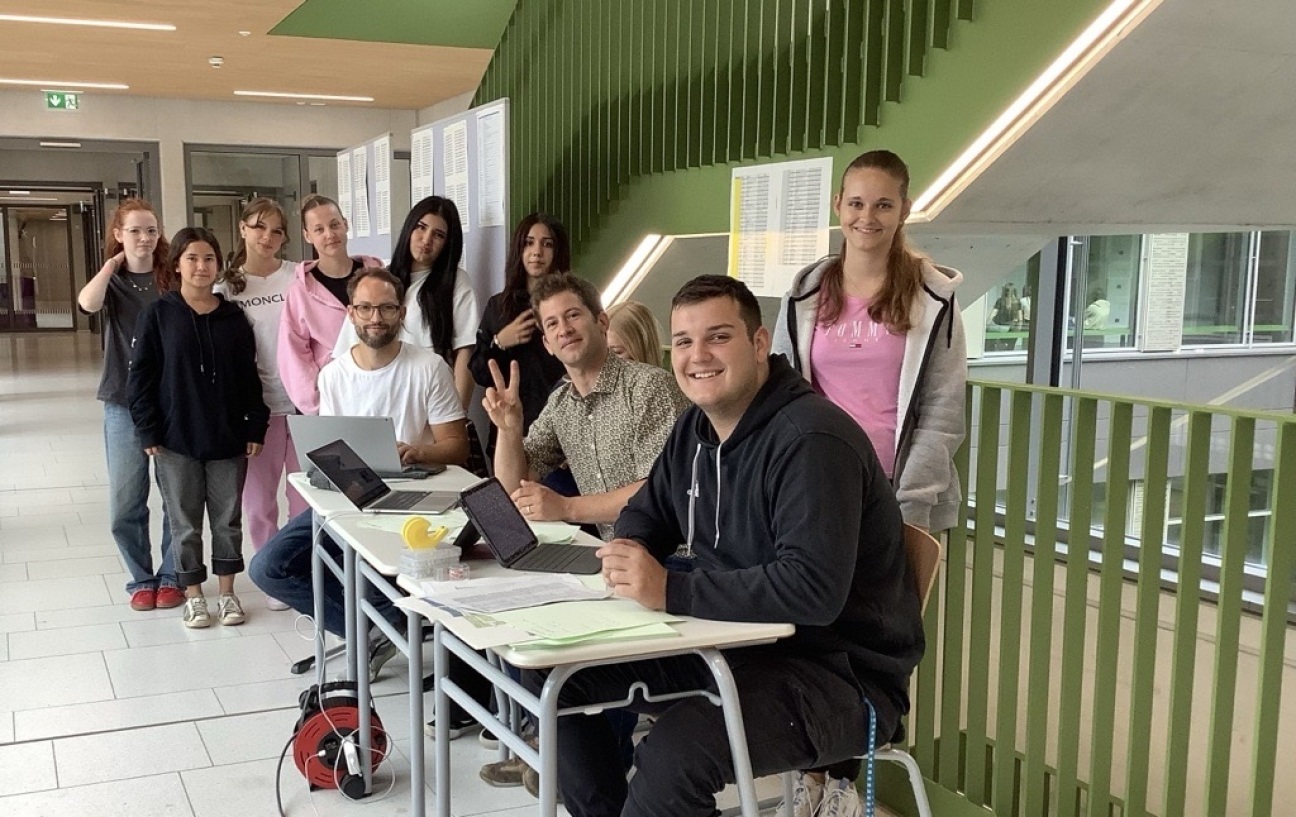 Bild © Bertolt-Brecht-Schule / Stadt Nürnberg Schulfest Orga, Bild © Bertolt-Brecht-Schule / Stadt Nürnberg