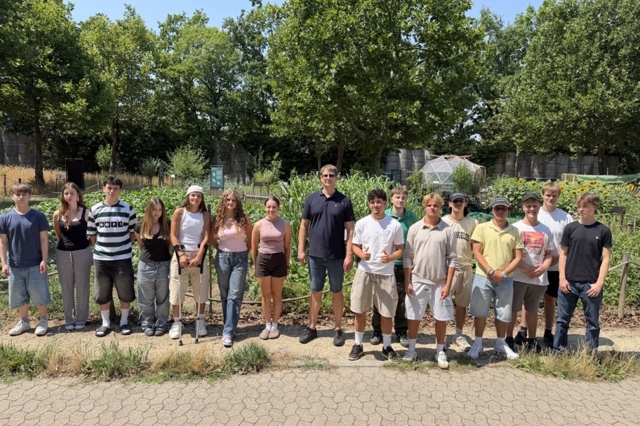 Bild © Bertolt-Brecht-Schule / Stadt Nürnberg Weltacker Juli 2026 Q12, Bild © Bertolt-Brecht-Schule / Stadt Nürnberg