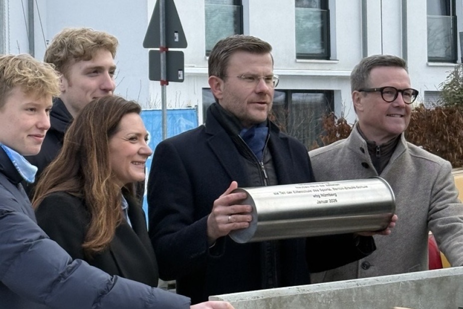 Grundsteinlegung Haus der Athleten Januar 2026, Bild © Bertolt-Brecht-Schule Nürnberg / Stadt Nürnberg