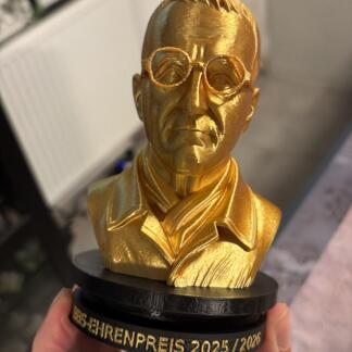 ( Bild: Bertolt-Brecht-Schule / Stadt Nürnberg ) Schulfest 2026