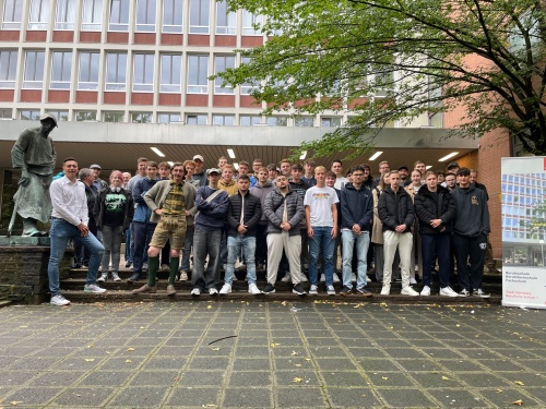 Österreichische Auszubildende aus Vöcklabruck im Zuge des Erasmus+ Schüleraustauschs an der B1.