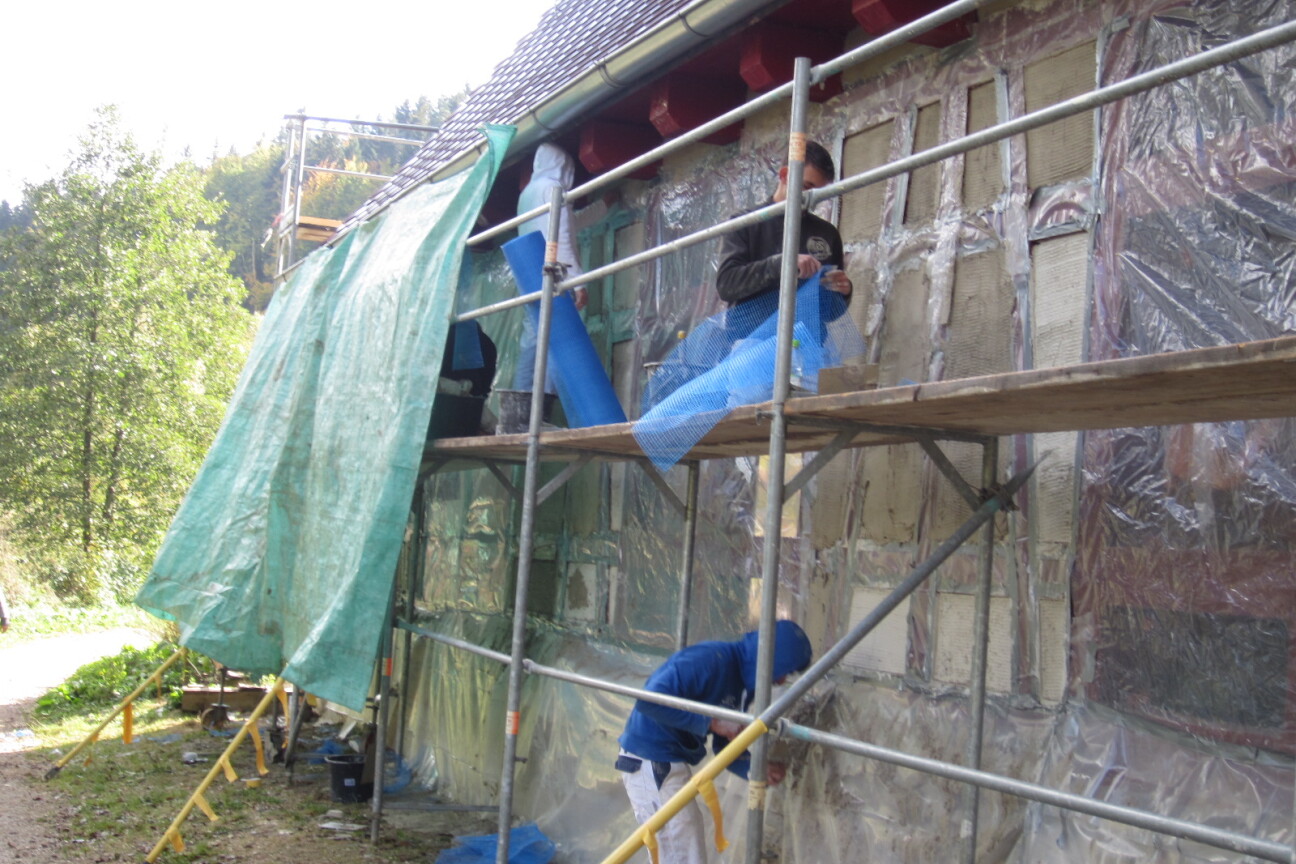 Verputzen der Gefache, Bild © b11