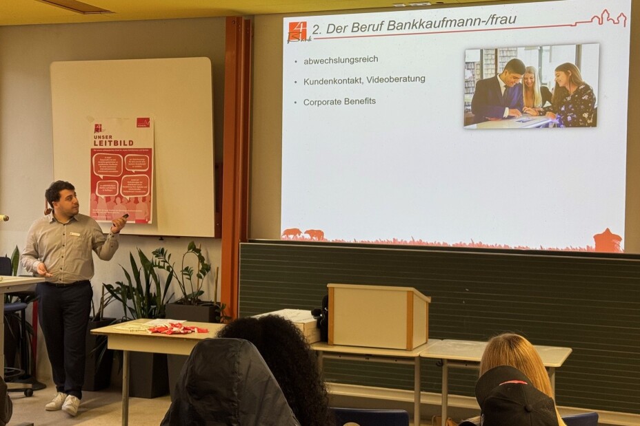 Berufsvorstellung Bankkaufmann/-frau, Bild © Berufliche Schule 4 / Stadt Nürnberg