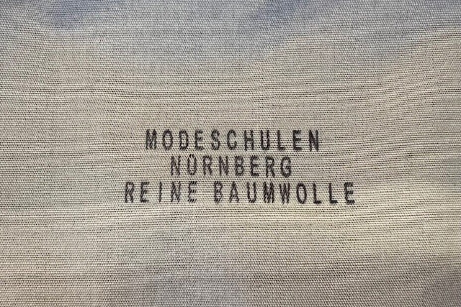 2 Nachhaltiges Hemd, Bild © Alexandra Würzbauer