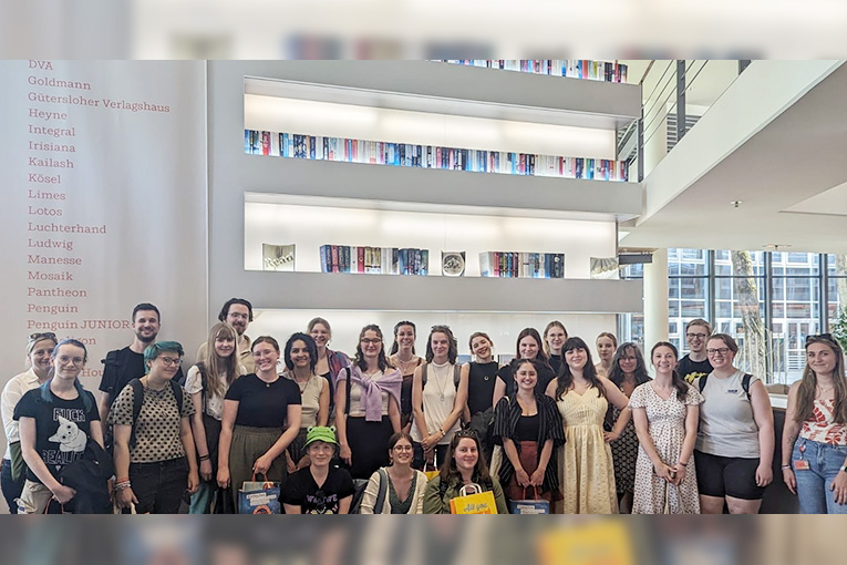 Besuch bei Random House, Bild © B6 / Stadt Nürnberg