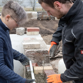 Ein Tag mit Afrodite Karagiaba