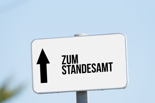 Wegweiser zum Standesamt © studio v-zwoelf / stock.adobe.com