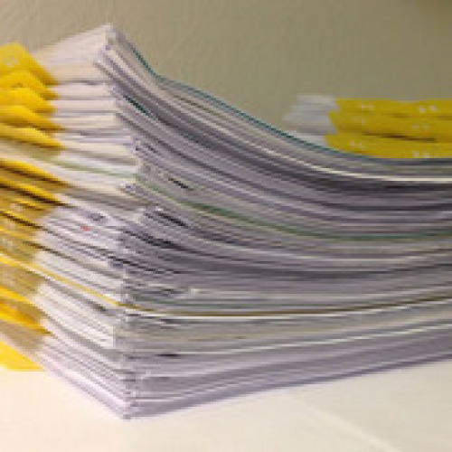 Ansicht eines Unterlagenstapels © Stadt Nürnberg / pixabay.com