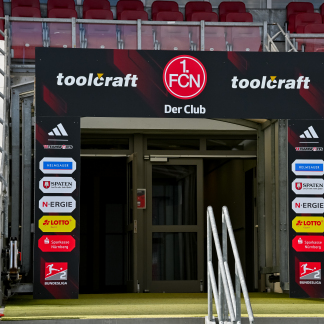 Hochzeit im Max-Morlock-Stadion - Spielertunnel