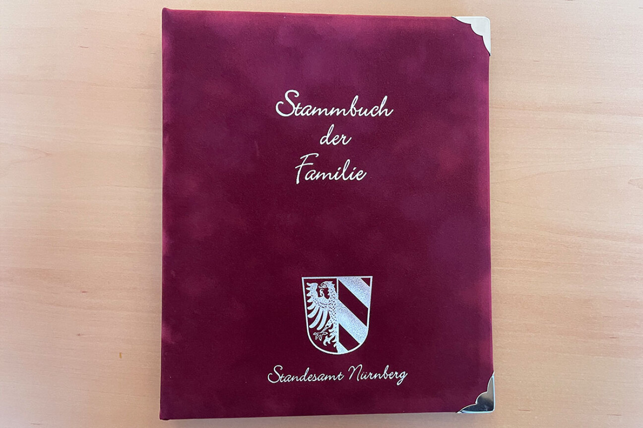Stammbuch Wappen rot