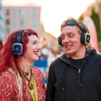 Silent Disco - Kopfhörerbeats unter freiem Himmel von „nbggrooves