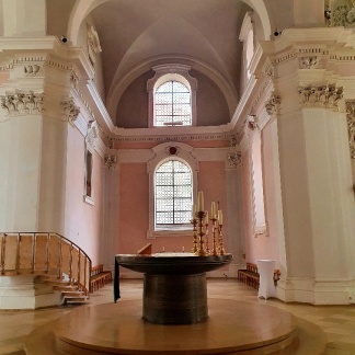 Altar Seitenansicht