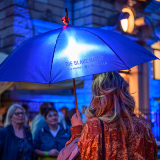 Art Walks – Führungen durch die Blaue Nacht