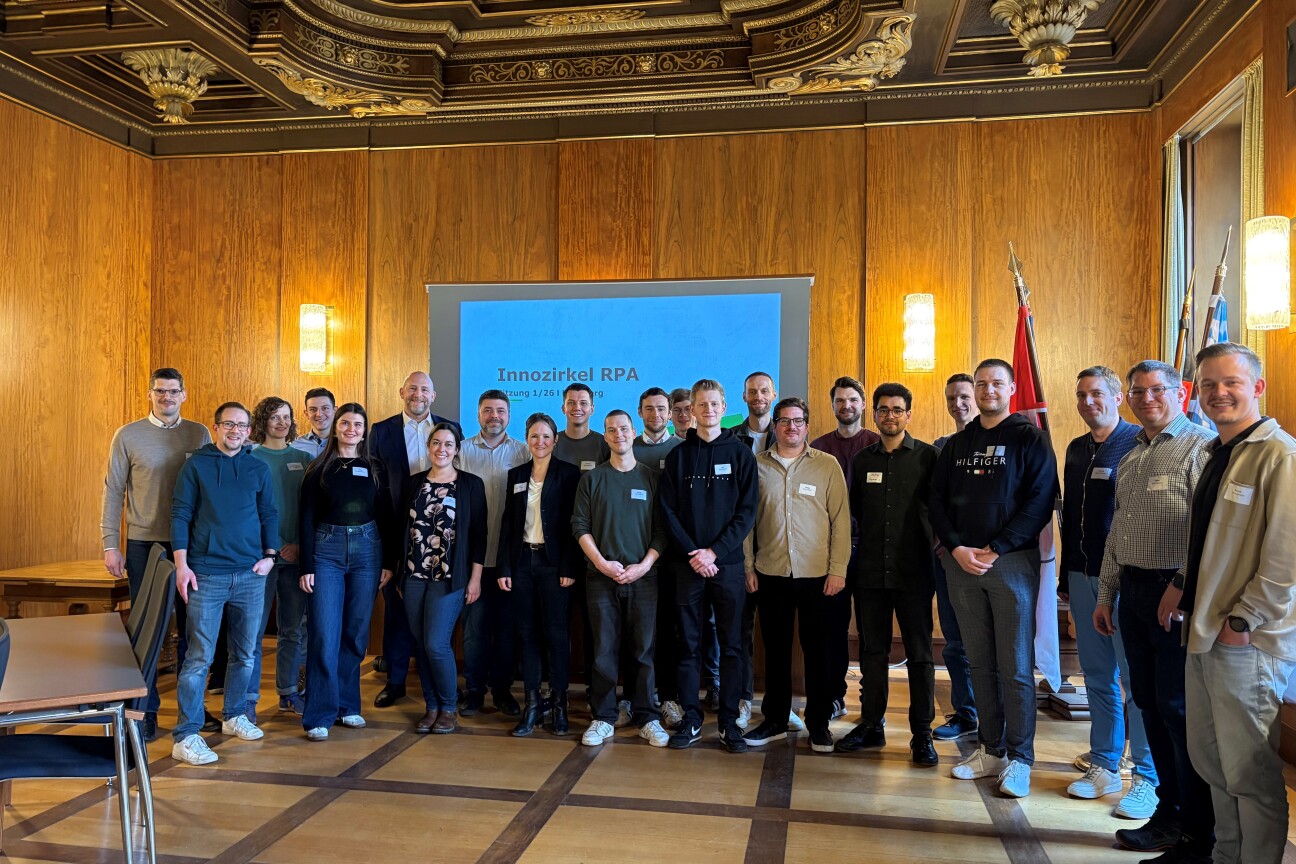 Gruppenbild der Treffens des Innovationszirkels RPA der KGSt im Februar 2026 in Nürnberg.