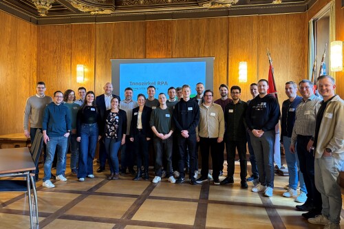 Gruppenbild der Treffens des Innovationszirkels RPA der KGSt im Februar 2026 in Nürnberg.