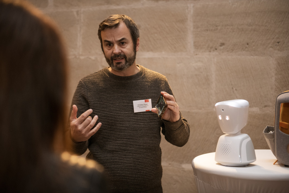 3. Innovationssymposium Ehrenhalle/Führung durch die Ausstellung 3, Bild © Stadt Nürnberg Stadtarchiv Marta Beck