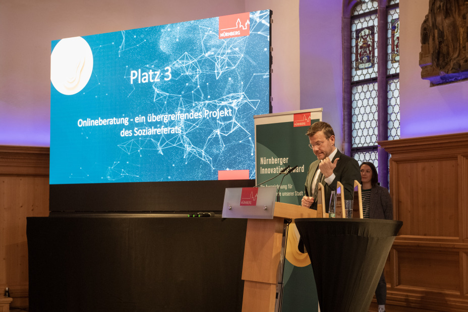 Verleihung 1. Nürnberger Innovationsaward - Impressionen 11, Bild © Stadt Nürnberg Stadtarchiv Marta Beck