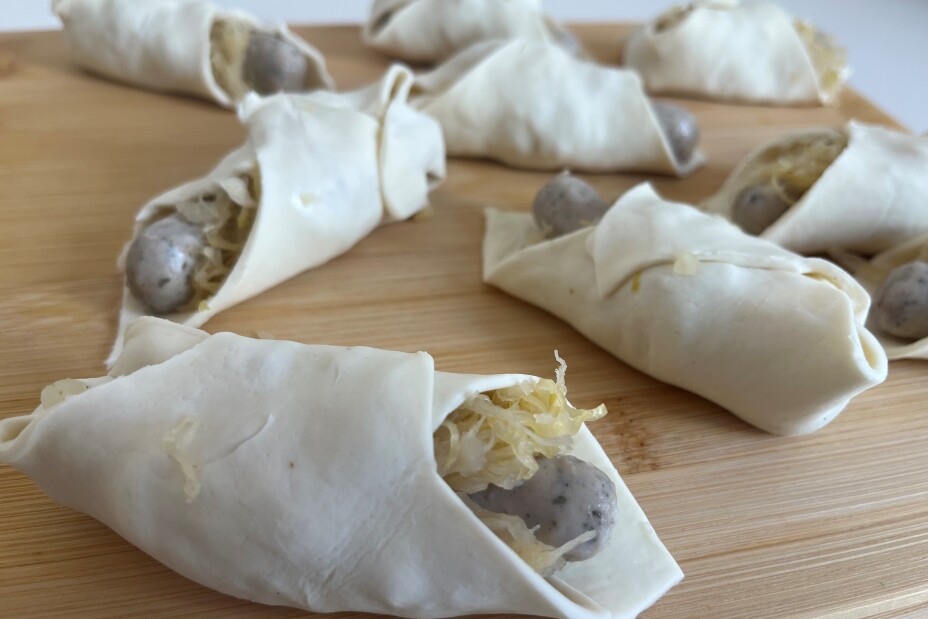 Bratwurst und Sauerkraut in Blätterteig eingewickelt., Bild © Stadt Nürnberg