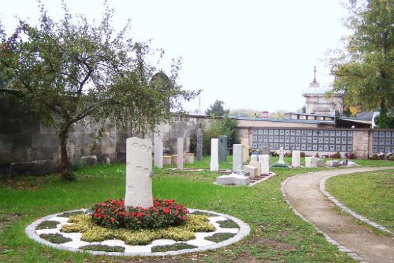 Urnenbestattungsanlage Westfriedhof