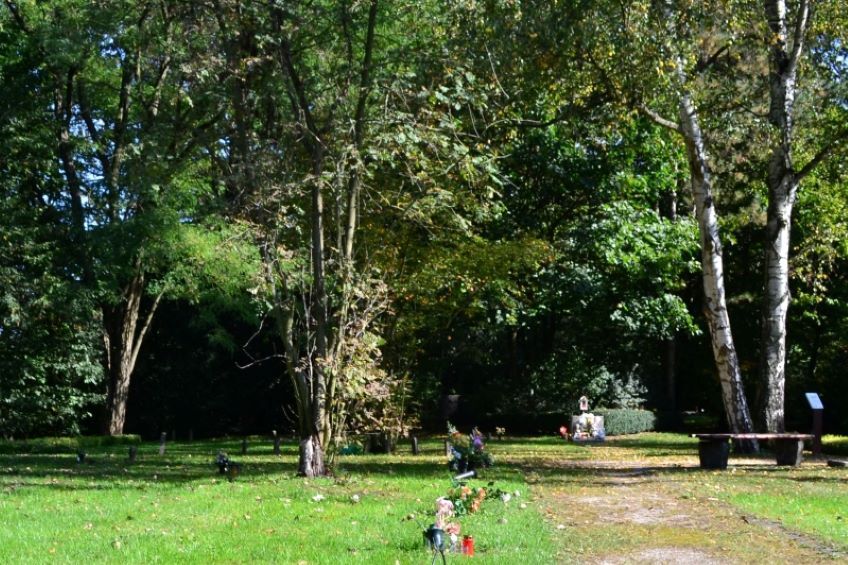 Bild © stadt nbg Frh Seelenfeld für Todgeburten, Bild © stadt nbg Frh