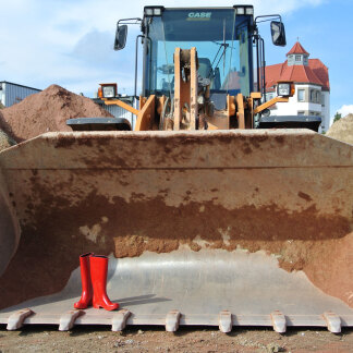 ( Bild: Grundschule St. Leonhard / Stadt Nürnberg ) Grundsteinlegung