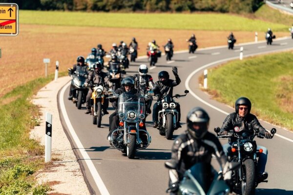Die FellowsRide zugunsten der Regionalgruppee Nürnberg des Projekts "Verrückt? Na und!" im Gesundheitsamt Stadt Nürnberg