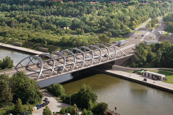 Ansicht der neuen Hafenbrücke mit Europakai