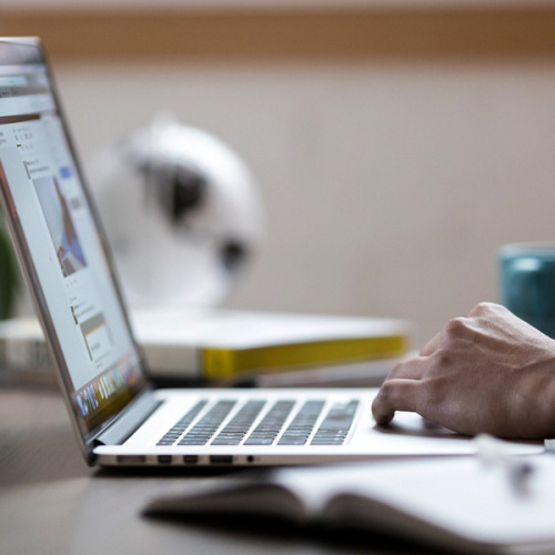 © Pixabay Ausfüllen eines Antrags © Pixabay