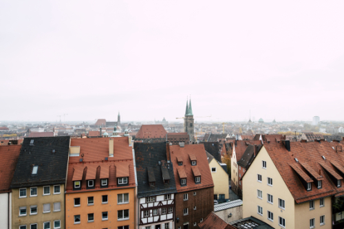 Leben in der Hausgemeinschaft © Rawpixel / kraftfeld-b / Markus Spiske / Stadt Nürnberg