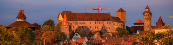 Nürnberger Kaiserburg im Herbst