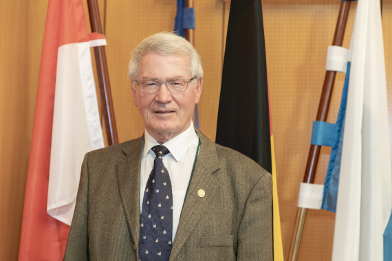 Portraitfoto von Horst Göbbel, Vorstandsmitglied des Integrationsrates