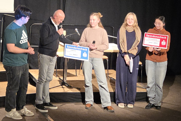 Scheckuebergabe Sommerfest 2025 01