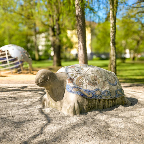 Straße der Kinderrechte im Nürnberger Stadtpark, Station5, SchildkröteFoto: April_2026 - Anestis Aslanidis