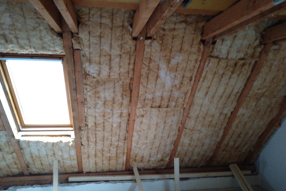 Zwischensparrendämmung ohne Dampfsperre