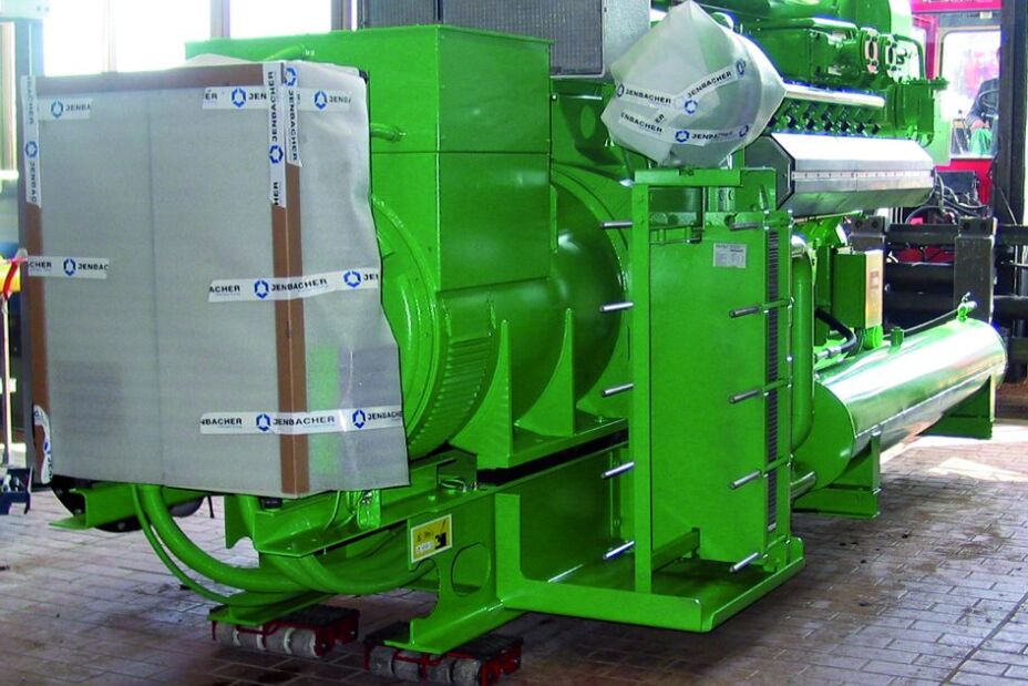 Stadtentwässerung und Umweltanalytik Nürnberg 2011 Bhkw-aggregat, Bild © Stadtentwässerung und Umweltanalytik Nürnberg