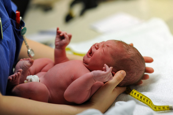 Baby direkt nach der Geburt