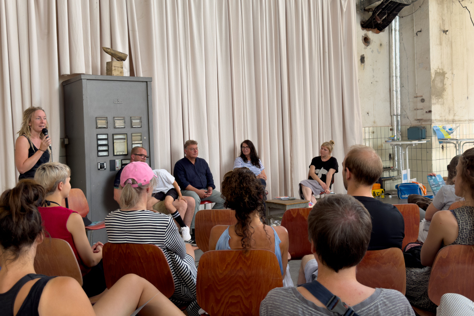 Bild © Johannes Felder Gespraechsreihe2, Bild © Johannes Felder