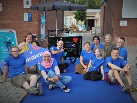 Foto vom Team vom Gemeinschafts·haus Langwasser. Das Team nennt sich: Neu Machen Team., Bild © © Gemeinschaftshaus Langwasser, 2014