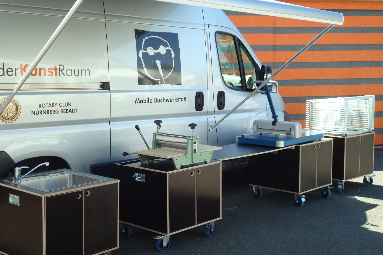 Mobile Buchwerkstatt mit Modulen
