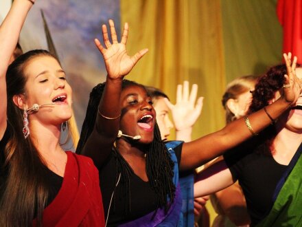 Foto von einem Workshop zum Theater·spielen., Bild © pixabay