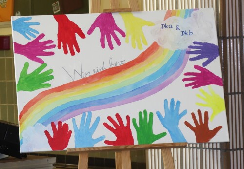 Wir sind bunt - Schulprojekt des Kulturladen Loni-Übler-Hauses mit der Thusneldaschule
