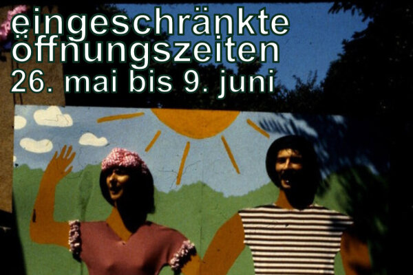 Vom 26. Mai bis zum 9. Juni hat der Kulturladen Loni-Übler-Haus eingeschränkte Kurs- und Bürozeiten. Bitte ruft an, wenn ihr uns besuchen wollt.