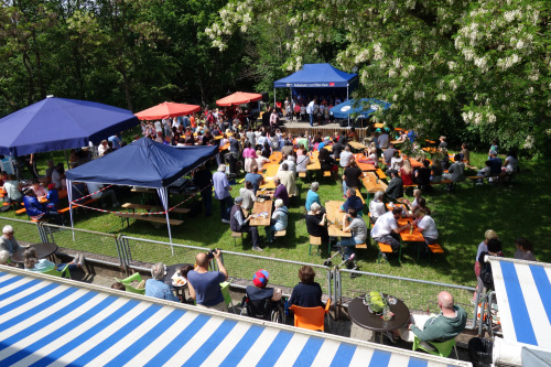 Loni-Übler-Haus ein Sommerfest im Garten © Monika Abel / Kulturladen Loni-Übler-Haus